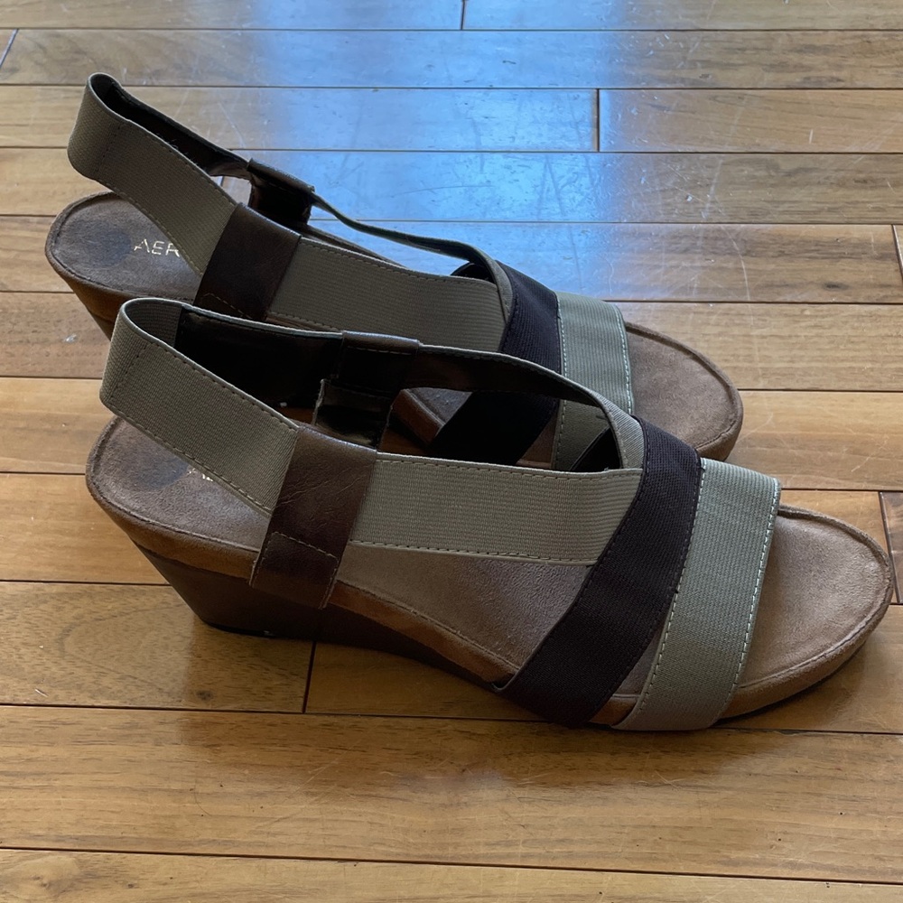 AEROSOLES Olive and Black Elastic Strap Wedge Sandals